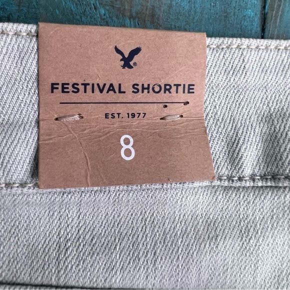 American Eagle Festival Shortie Shorts Crocheted Floral Lace Sz 8 NWT Brand New - Picture 10 of 10